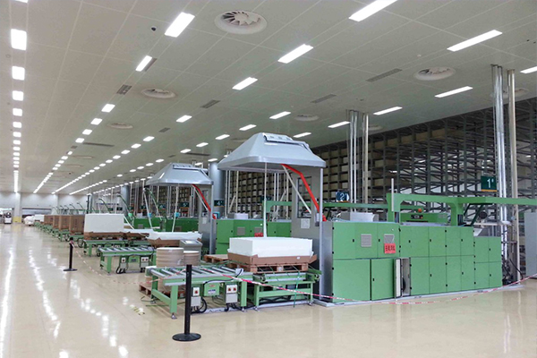 貴陽卷煙廠多聯機房采用可調式阻尼彈簧<a href='http://www.smilegou.cn' target='_blank'><u>減震器</u></a>